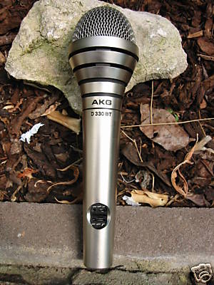 AKG_Mikro